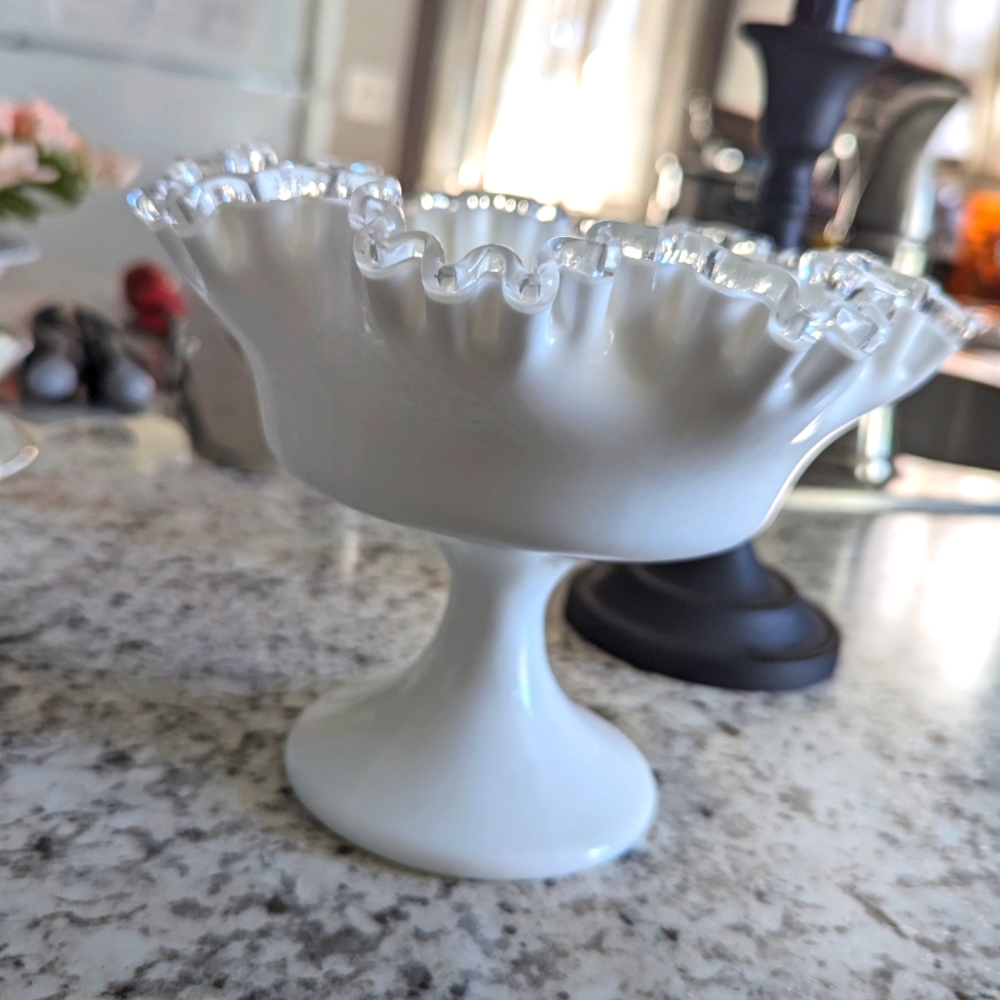 Fenton Silvercrest Ruffled Edge pedestal bowl 1950